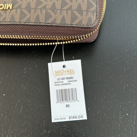 Michael Kors Jet set large travel continental wallet brown - acorn - Picture 6 of 6